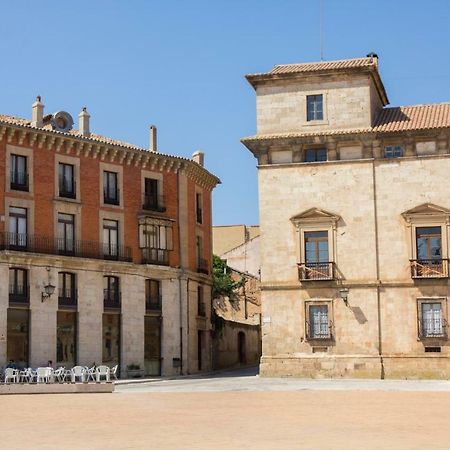 Tirso De Molina Hotell Almazán Eksteriør bilde